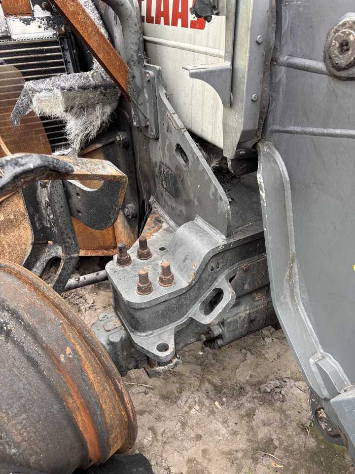 CLAAS Scorpion 7044 Koło Zamachowe Obudowa Koła Zamachowego - Σφόνδυλος για Γεωργικά μηχανήματα: φωτογραφία 4 CLAAS Scorpion 7044 Koło Zamachowe Obudowa Koła Zamachowego - Σφόνδυλος για Γεωργικά μηχανήματα: φωτογραφία 4