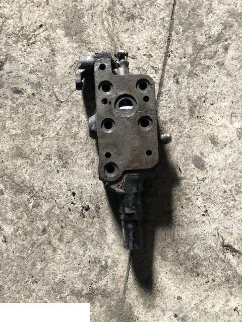 Case IH International - Rozdzielacz Sekcja hydrauliki - Υδραυλική βαλβίδα για Γεωργικά μηχανήματα: φωτογραφία 1 Case IH International - Rozdzielacz Sekcja hydrauliki - Υδραυλική βαλβίδα για Γεωργικά μηχανήματα: φωτογραφία 1