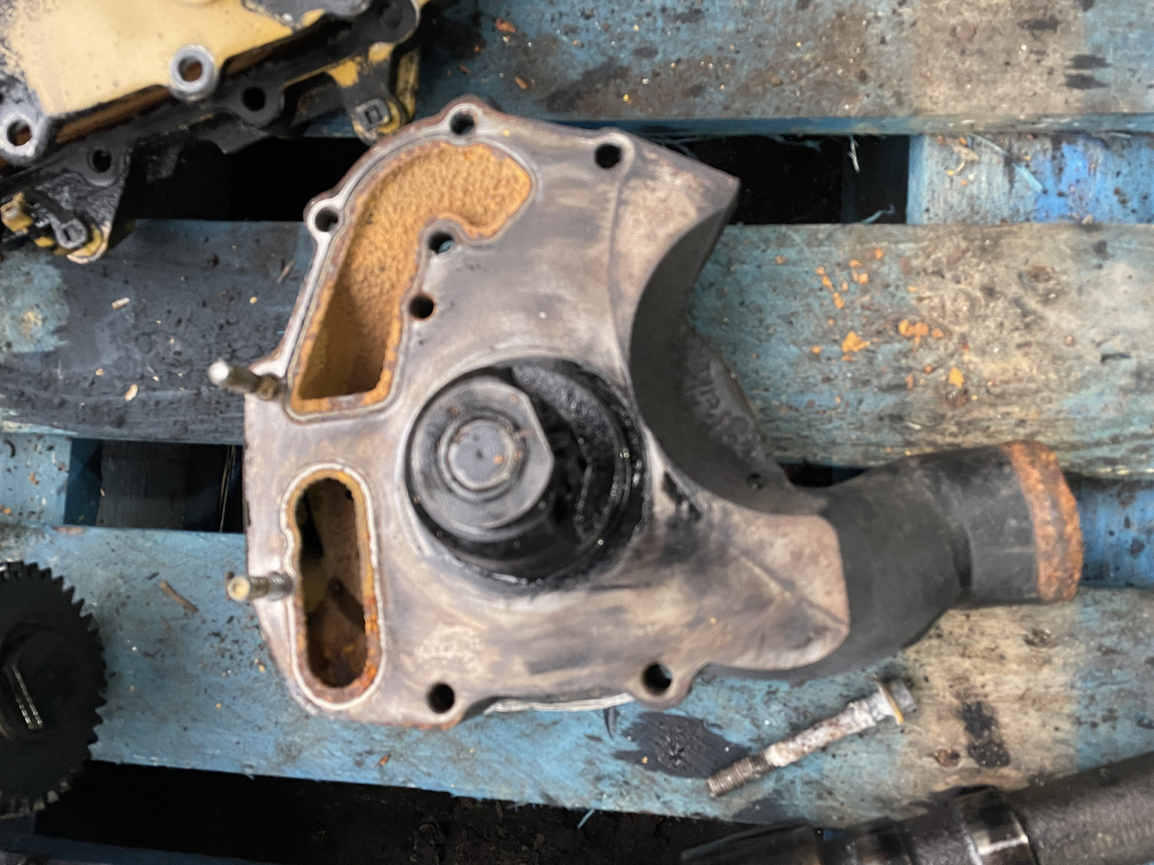 Caterpillar Cat Perkins 1106D C6.6 - pompa wody - Αντλία ψυκτικού για Κατασκευή μηχανήματα: φωτογραφία 1 Caterpillar Cat Perkins 1106D C6.6 - pompa wody - Αντλία ψυκτικού για Κατασκευή μηχανήματα: φωτογραφία 1