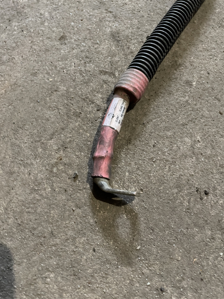 Claas Arion 550-520 650-620 - kabel przewód eletryczny alternator - rozrusznik 0021505462 - Καλώδιο/ Σύρματα για Τρακτέρ: φωτογραφία 2 Claas Arion 550-520 650-620 - kabel przewód eletryczny alternator - rozrusznik 0021505462 - Καλώδιο/ Σύρματα για Τρακτέρ: φωτογραφία 2