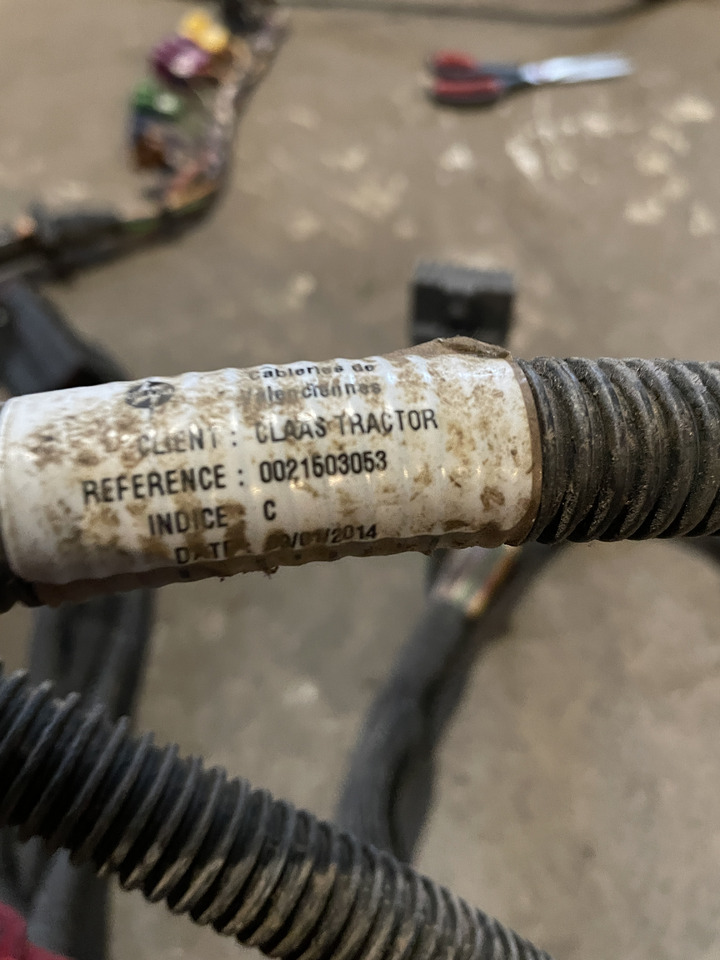 Claas Arion 550-520 650-620 - kabel wiązka elektryczna 0021503053 - Καλώδιο/ Σύρματα για Τρακτέρ: φωτογραφία 2 Claas Arion 550-520 650-620 - kabel wiązka elektryczna 0021503053 - Καλώδιο/ Σύρματα για Τρακτέρ: φωτογραφία 2