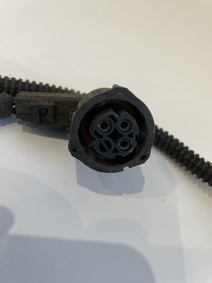 Claas Arion 550-520 650-620 - kabel wiązka elektryczna 0021581981 0021581982 - Καλώδιο/ Σύρματα για Τρακτέρ: φωτογραφία 2 Claas Arion 550-520 650-620 - kabel wiązka elektryczna 0021581981 0021581982 - Καλώδιο/ Σύρματα για Τρακτέρ: φωτογραφία 2