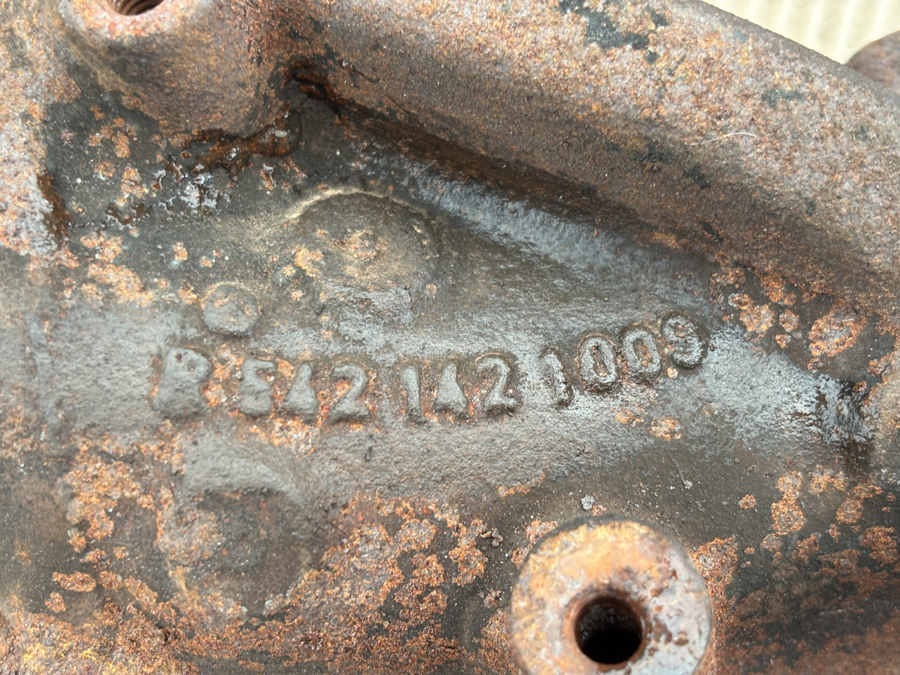 Claas Lexion 780 Kolektor Wydechowy Mercedes R5421421009 OM502 - Πολλαπλή εξαγωγής για Θεριζοαλωνιστική μηχανή: φωτογραφία 2 Claas Lexion 780 Kolektor Wydechowy Mercedes R5421421009 OM502 - Πολλαπλή εξαγωγής για Θεριζοαλωνιστική μηχανή: φωτογραφία 2