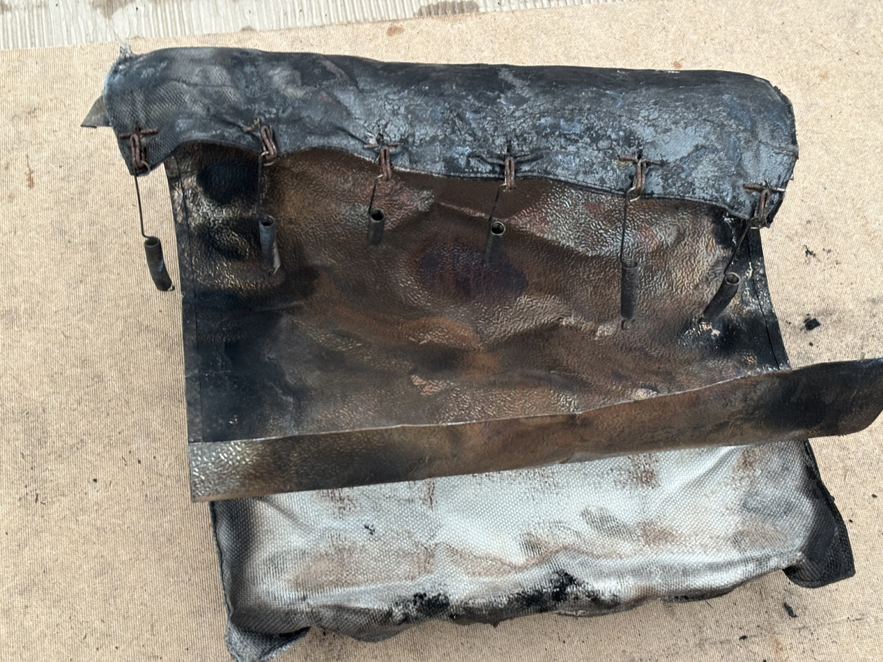 Claas Lexion 780 Obudowa Osłona Fartuch Maska - Κινητήρας και ανταλλακτικά για Γεωργικά μηχανήματα: φωτογραφία 1 Claas Lexion 780 Obudowa Osłona Fartuch Maska - Κινητήρας και ανταλλακτικά για Γεωργικά μηχανήματα: φωτογραφία 1