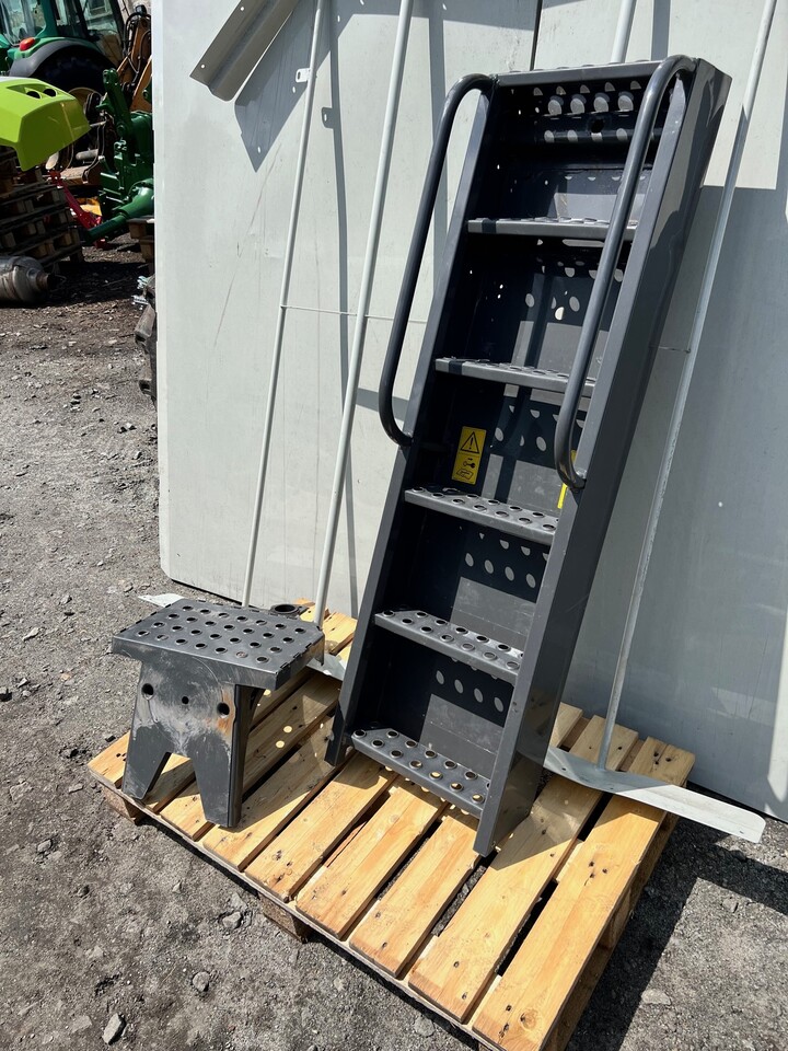 Claas Trion Dżwigar drabinki 0027017446 - Σκαλοπάτι για Γεωργικά μηχανήματα: φωτογραφία 3 Claas Trion Dżwigar drabinki 0027017446 - Σκαλοπάτι για Γεωργικά μηχανήματα: φωτογραφία 3