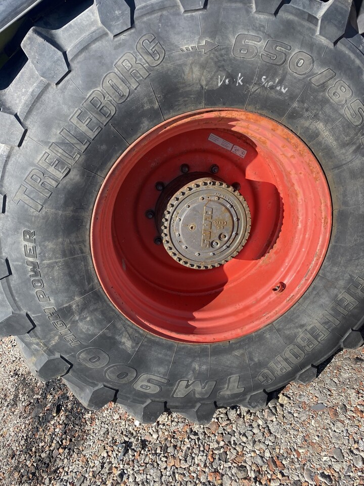 Claas Xerion 3300 Trac - Opony 650/85 R38 TRELLEBORG - Ελαστικό για Τρακτέρ: φωτογραφία 1 Claas Xerion 3300 Trac - Opony 650/85 R38 TRELLEBORG - Ελαστικό για Τρακτέρ: φωτογραφία 1