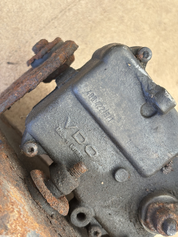 Cummins 8.3 6CT 6CTA 6CTAA Elektroniczny pedał gazu VDO 408.422/6/1 - Πετάλι: φωτογραφία 1 Cummins 8.3 6CT 6CTA 6CTAA Elektroniczny pedał gazu VDO 408.422/6/1 - Πετάλι: φωτογραφία 1