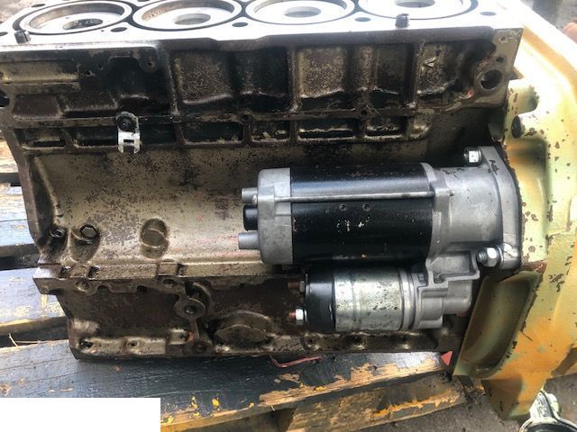 DEUTZ F2L1011 - Rozrusznik - Μίζα για Γεωργικά μηχανήματα: φωτογραφία 1 DEUTZ F2L1011 - Rozrusznik - Μίζα για Γεωργικά μηχανήματα: φωτογραφία 1