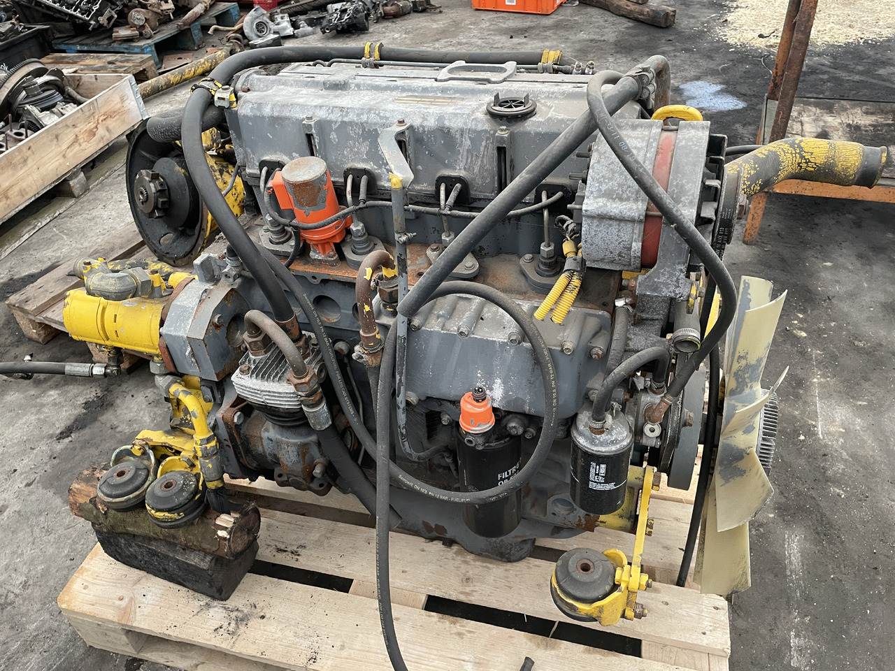 Deutz F4L912 - silnik - Κινητήρας για Κατασκευή μηχανήματα: φωτογραφία 1 Deutz F4L912 - silnik - Κινητήρας για Κατασκευή μηχανήματα: φωτογραφία 1