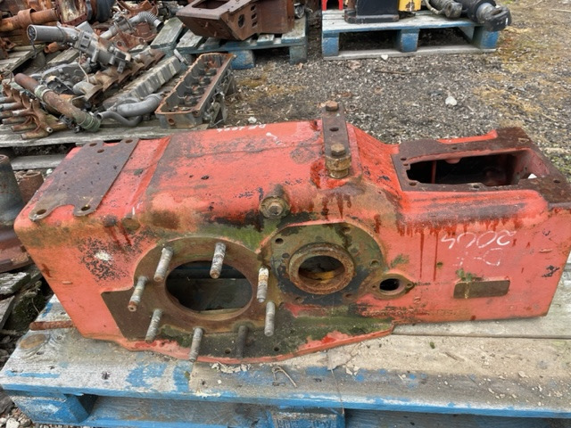 Deutz Fahr 2004 - Obudowa Tylnego Mostu | Obudowa Skrzyni Biegów - Αξονας και ανταλλακτικά για Γεωργικά μηχανήματα: φωτογραφία 4 Deutz Fahr 2004 - Obudowa Tylnego Mostu | Obudowa Skrzyni Biegów - Αξονας και ανταλλακτικά για Γεωργικά μηχανήματα: φωτογραφία 4