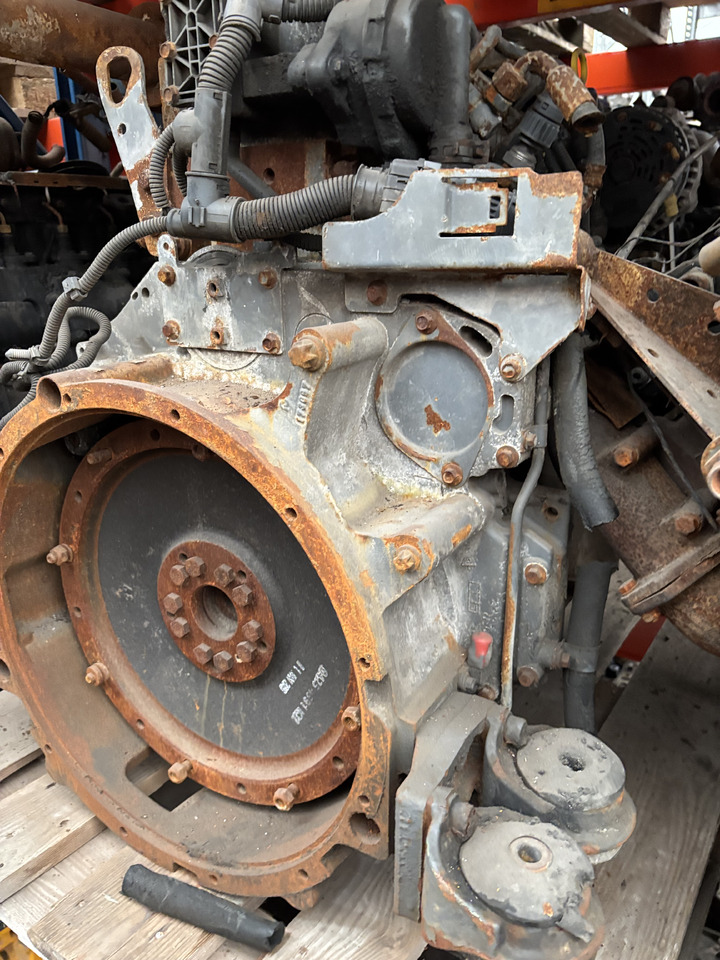 Deutz TCD3.6 L4 TCD3.6 L4 Silnik Blok Kolektor CZĘŚCI 7273490 - Κινητήρας και ανταλλακτικά: φωτογραφία 4 Deutz TCD3.6 L4 TCD3.6 L4 Silnik Blok Kolektor CZĘŚCI 7273490 - Κινητήρας και ανταλλακτικά: φωτογραφία 4