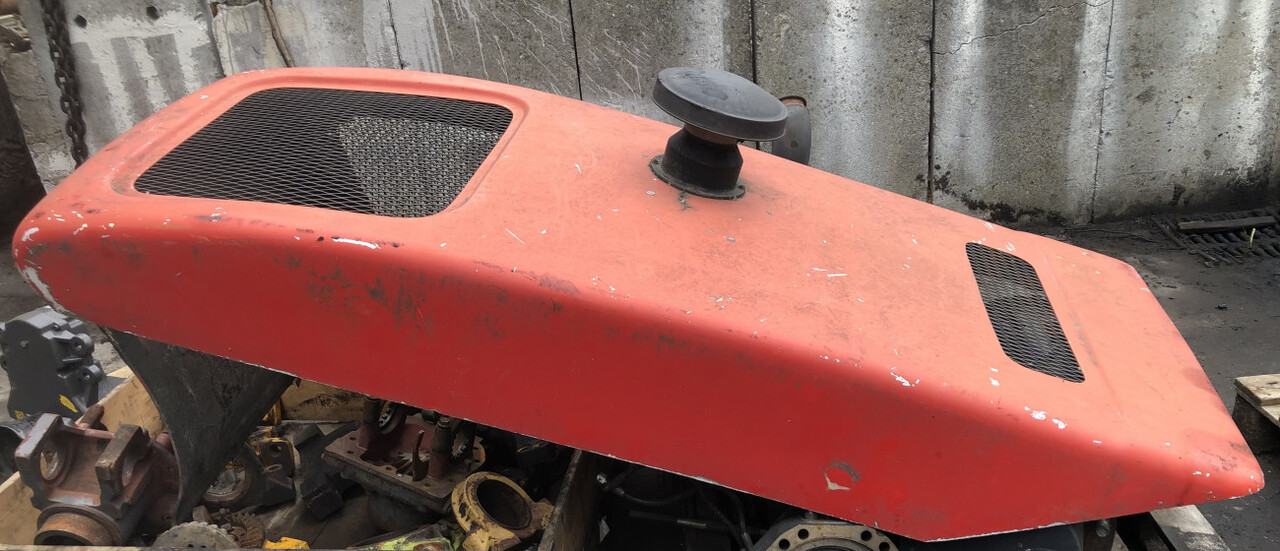 Faresin-maska/pokrywa silnika - Καπό για Γεωργικά μηχανήματα: φωτογραφία 1 Faresin-maska/pokrywa silnika - Καπό για Γεωργικά μηχανήματα: φωτογραφία 1