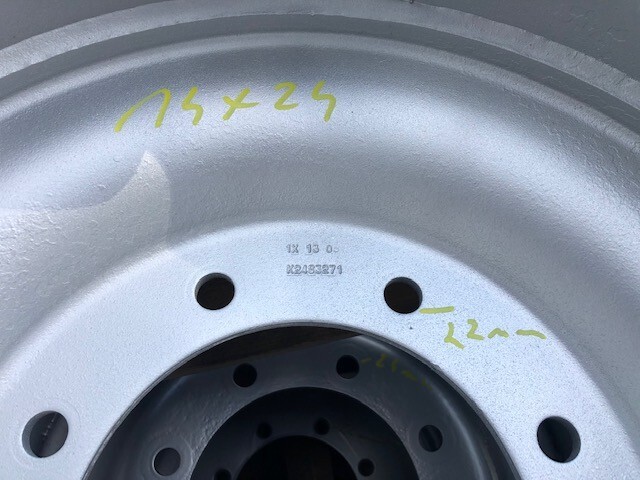 Felga 14x24 Cat TH Bobcat - Ζάντα για Κατασκευή μηχανήματα: φωτογραφία 2 Felga 14x24 Cat TH Bobcat - Ζάντα για Κατασκευή μηχανήματα: φωτογραφία 2