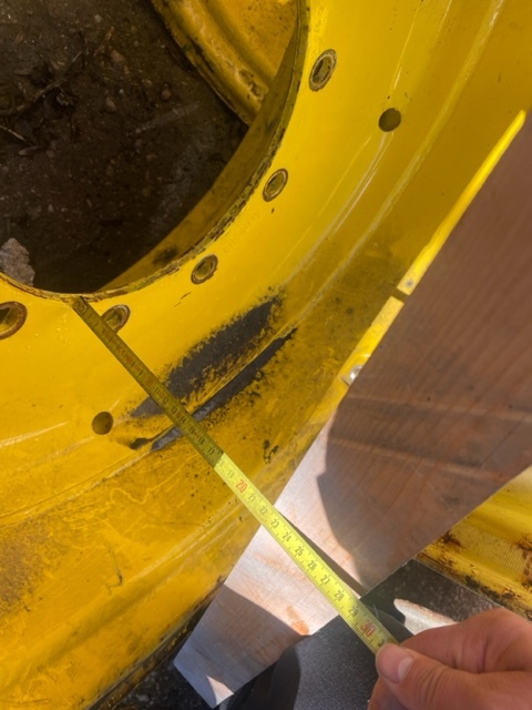 Felga John Deere 15x28 / AL118869 - Ζάντα για Γεωργικά μηχανήματα: φωτογραφία 4 Felga John Deere 15x28 / AL118869 - Ζάντα για Γεωργικά μηχανήματα: φωτογραφία 4