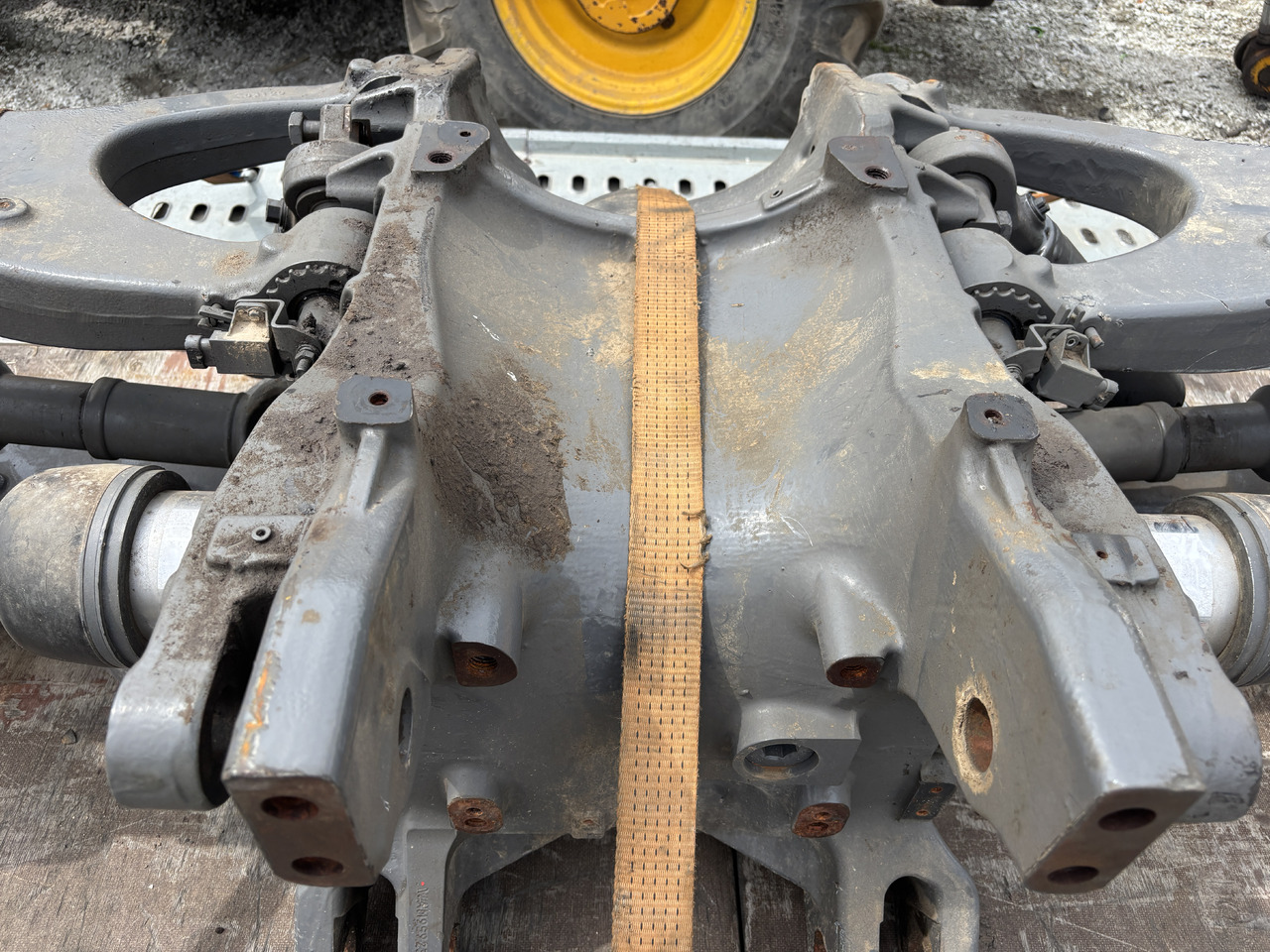 Fendt 936 939 Vario - most przedni CZĘŚCI - zwolnica zwrotnica obudowa siłownik 980/10141854 - Ακραξόνιο για Γεωργικά μηχανήματα: φωτογραφία 5 Fendt 936 939 Vario - most przedni CZĘŚCI - zwolnica zwrotnica obudowa siłownik 980/10141854 - Ακραξόνιο για Γεωργικά μηχανήματα: φωτογραφία 5