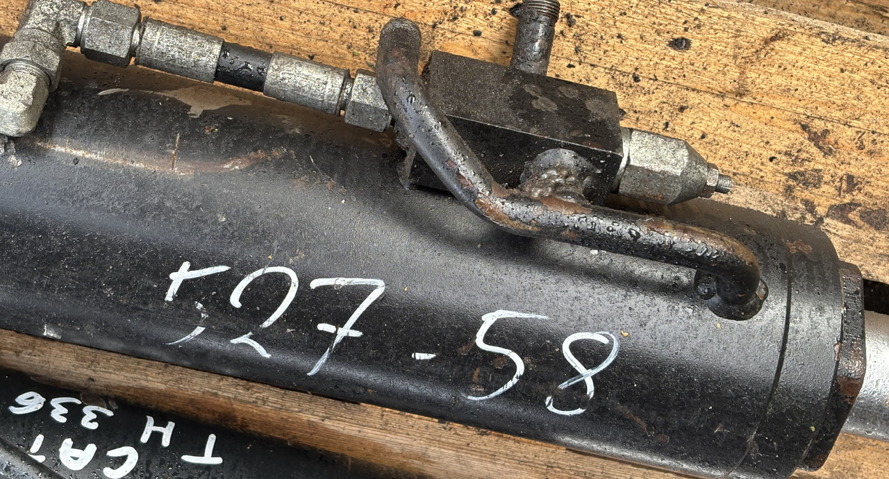 JCB 527-58 52758 527 58 Siłownik Wychyłu Łyżki - Υδραυλικός κύλινδρος για Τηλεσκοπικός φορτωτής: φωτογραφία 3 JCB 527-58 52758 527 58 Siłownik Wychyłu Łyżki - Υδραυλικός κύλινδρος για Τηλεσκοπικός φορτωτής: φωτογραφία 3