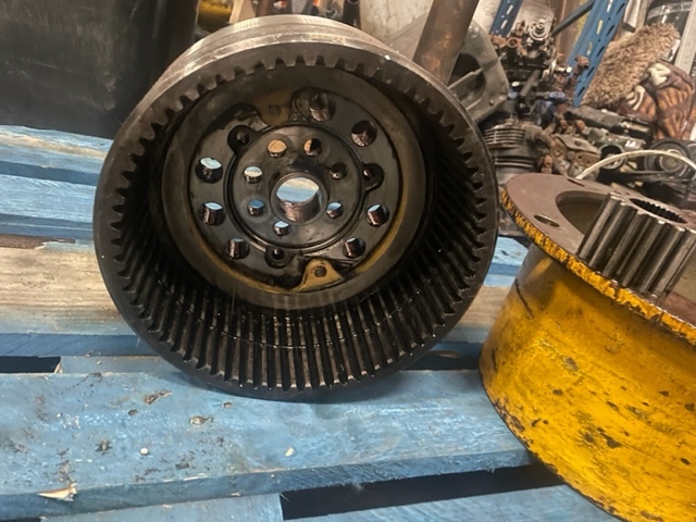 Jcb 520S zwolnica kapelusz z satelitami - Μοτέρ πορείας για Γεωργικά μηχανήματα: φωτογραφία 3 Jcb 520S zwolnica kapelusz z satelitami - Μοτέρ πορείας για Γεωργικά μηχανήματα: φωτογραφία 3