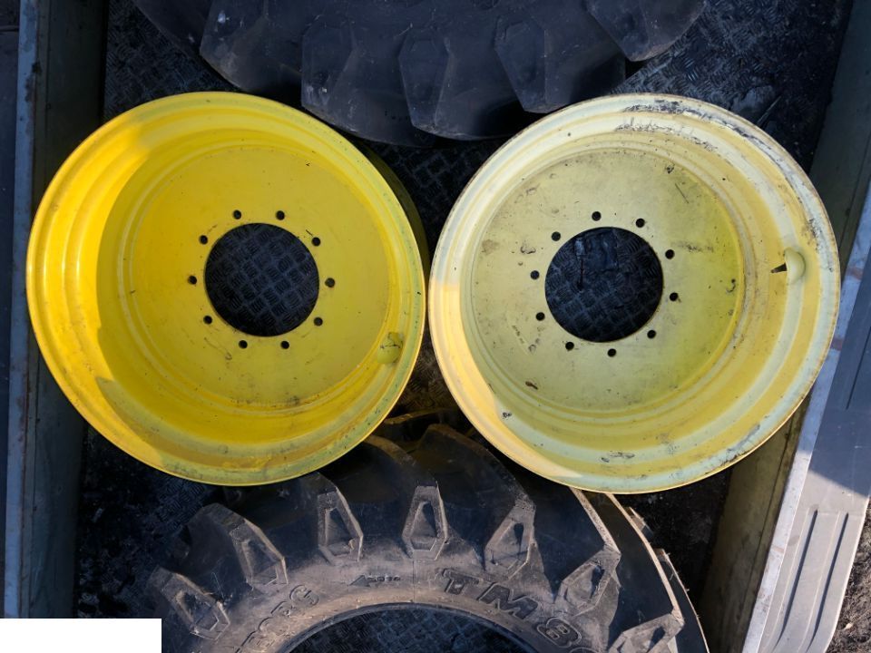 John Deer Felga DW16lx30 Stan Idealny ! x2 - Ζάντα για Γεωργικά μηχανήματα: φωτογραφία 1 John Deer Felga DW16lx30 Stan Idealny ! x2 - Ζάντα για Γεωργικά μηχανήματα: φωτογραφία 1