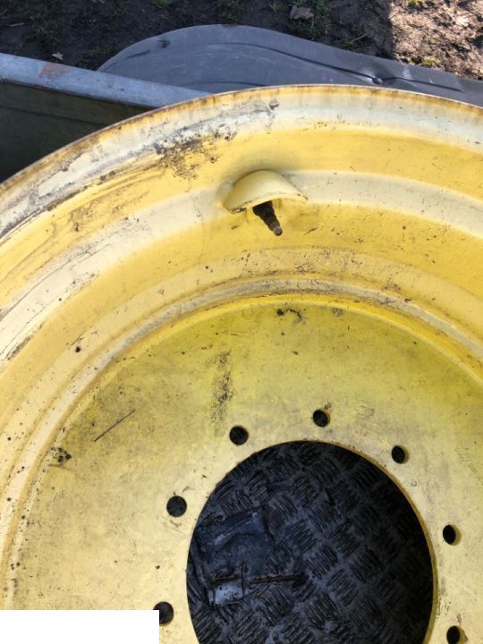 John Deer Felga DW16lx30 Stan Idealny ! x2 - Ζάντα για Γεωργικά μηχανήματα: φωτογραφία 2 John Deer Felga DW16lx30 Stan Idealny ! x2 - Ζάντα για Γεωργικά μηχανήματα: φωτογραφία 2