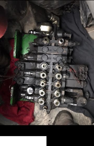 John Deere 3400 - Rozdzielacz - Υδραυλική βαλβίδα για Τηλεσκοπικός φορτωτής: φωτογραφία 5 John Deere 3400 - Rozdzielacz - Υδραυλική βαλβίδα για Τηλεσκοπικός φορτωτής: φωτογραφία 5