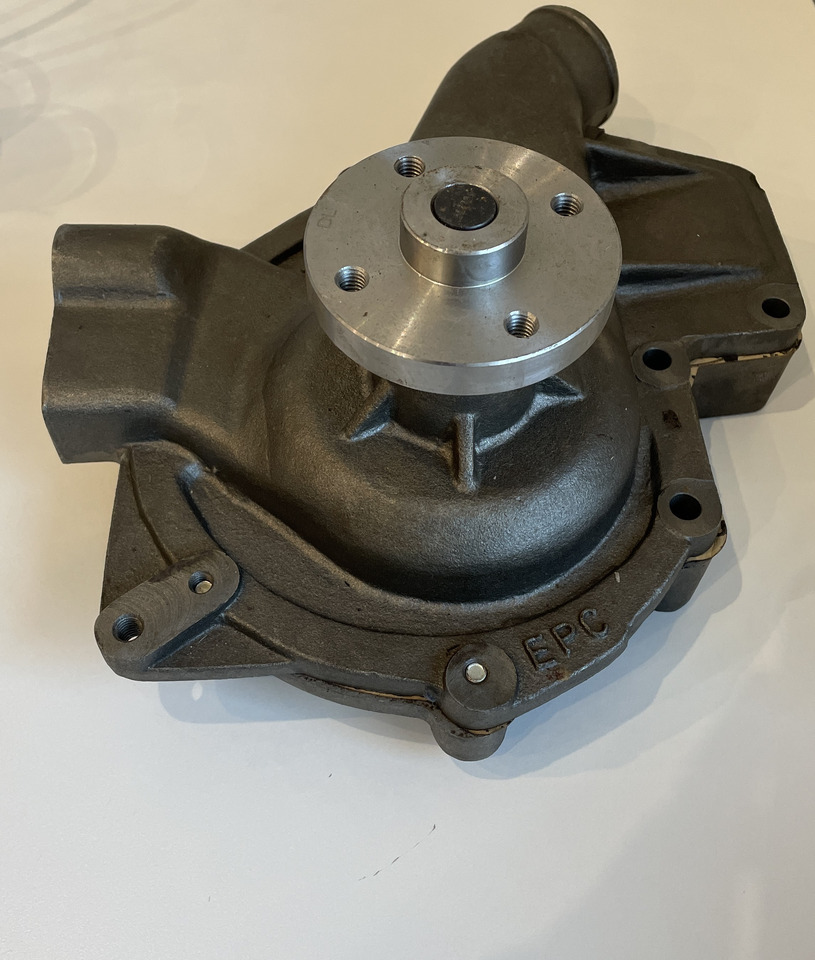 John Deere 4030 4230 4040 4240 4440 - pompa wody AR98549 - Αντλία ψυκτικού για Γεωργικά μηχανήματα: φωτογραφία 1 John Deere 4030 4230 4040 4240 4440 - pompa wody AR98549 - Αντλία ψυκτικού για Γεωργικά μηχανήματα: φωτογραφία 1