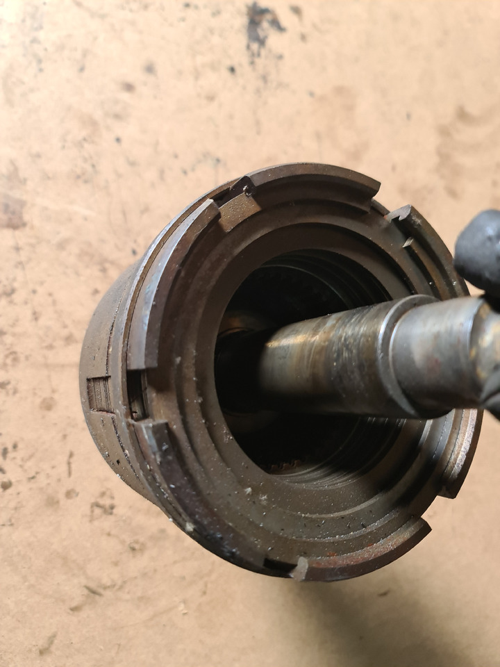 John Deere 4650 4850 Kosz Sprzęgła RE38834 RE12533 RE13950 RE19698 - Συμπλέκτης και ανταλλακτικά για Γεωργικά μηχανήματα: φωτογραφία 1 John Deere 4650 4850 Kosz Sprzęgła RE38834 RE12533 RE13950 RE19698 - Συμπλέκτης και ανταλλακτικά για Γεωργικά μηχανήματα: φωτογραφία 1