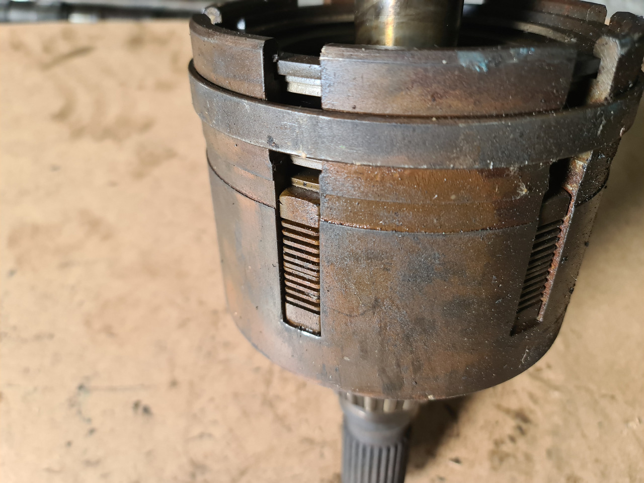 John Deere 4650 4850 Kosz Sprzęgła RE38834 RE12533 RE13950 RE19698 - Συμπλέκτης και ανταλλακτικά για Γεωργικά μηχανήματα: φωτογραφία 3 John Deere 4650 4850 Kosz Sprzęgła RE38834 RE12533 RE13950 RE19698 - Συμπλέκτης και ανταλλακτικά για Γεωργικά μηχανήματα: φωτογραφία 3