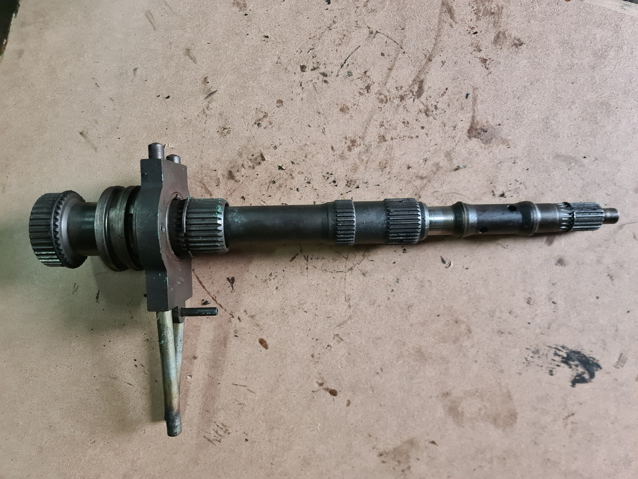 John Deere 4650, 4850 WAŁ NAPĘDOWY R89463 RE35974 R70800 AR94272 - Ημιαξονιο για Γεωργικά μηχανήματα: φωτογραφία 1 John Deere 4650, 4850 WAŁ NAPĘDOWY R89463 RE35974 R70800 AR94272 - Ημιαξονιο για Γεωργικά μηχανήματα: φωτογραφία 1