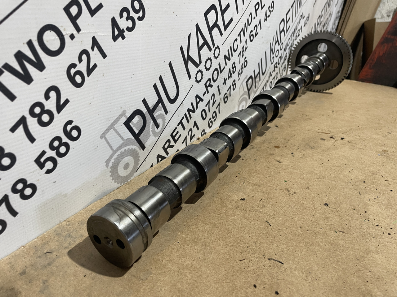 Εκκεντροφόρος άξονας για Γεωργικά μηχανήματα John Deere 6068 - wałek rozrządu RE557329 RE557328 R544004: φωτογραφία 1