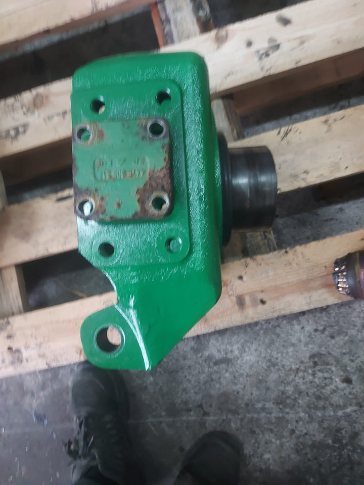 John Deere 6100 | 6200 | 63000 | 6400 - Zwrotnica - Ακραξόνιο για Γεωργικά μηχανήματα: φωτογραφία 2 John Deere 6100 | 6200 | 63000 | 6400 - Zwrotnica - Ακραξόνιο για Γεωργικά μηχανήματα: φωτογραφία 2