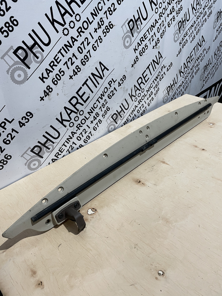 John Deere 6920 6920S - osłona roleta - Παράθυρο και ανταλλακτικά για Γεωργικά μηχανήματα: φωτογραφία 1 John Deere 6920 6920S - osłona roleta - Παράθυρο και ανταλλακτικά για Γεωργικά μηχανήματα: φωτογραφία 1