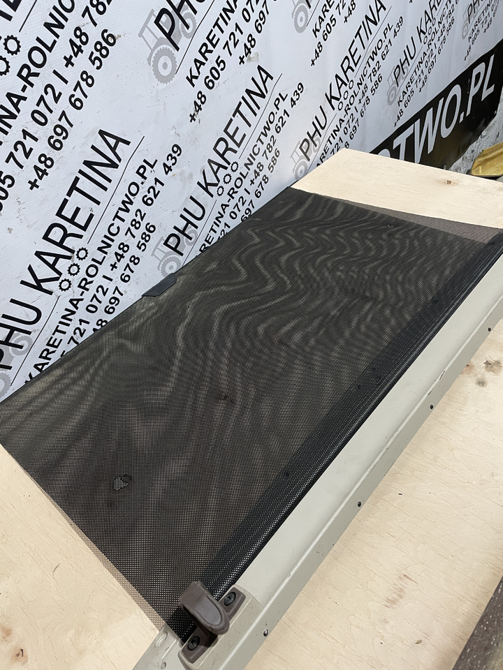 John Deere 6920 6920S - osłona roleta - Παράθυρο και ανταλλακτικά για Γεωργικά μηχανήματα: φωτογραφία 3 John Deere 6920 6920S - osłona roleta - Παράθυρο και ανταλλακτικά για Γεωργικά μηχανήματα: φωτογραφία 3