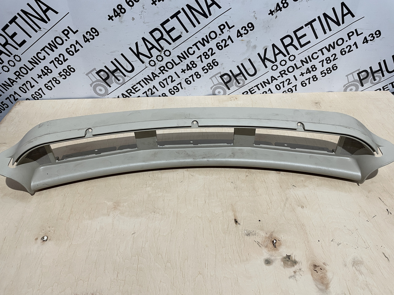 John Deere 6920S - konsola plastik wnętrza nad głową L153484 AL207534 - Ταμπλό αυτοκινήτου για Γεωργικά μηχανήματα: φωτογραφία 1 John Deere 6920S - konsola plastik wnętrza nad głową L153484 AL207534 - Ταμπλό αυτοκινήτου για Γεωργικά μηχανήματα: φωτογραφία 1