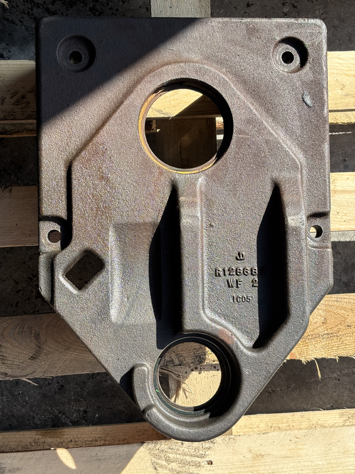 John Deere 7600 7700 7800 Podpora Obudowa PTO Mocowanie WOM R128682 - Μετάδοσης κίνησης για Γεωργικά μηχανήματα: φωτογραφία 4 John Deere 7600 7700 7800 Podpora Obudowa PTO Mocowanie WOM R128682 - Μετάδοσης κίνησης για Γεωργικά μηχανήματα: φωτογραφία 4