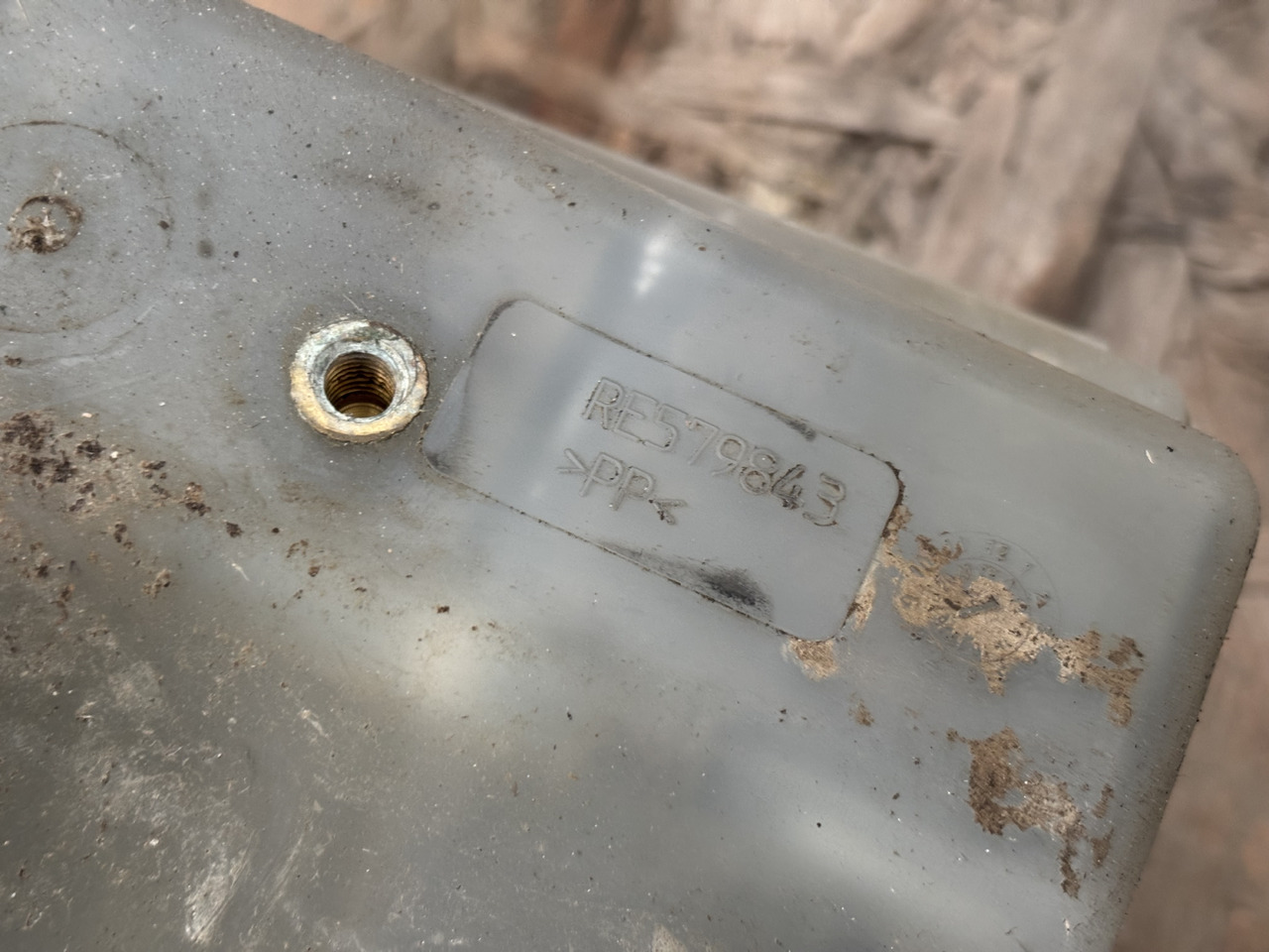 John Deere 7R 210 230 250 310 7210R 7250R Zbiornik Wyrównawczy RE579843 - Δοχείο διαστολής για Γεωργικά μηχανήματα: φωτογραφία 2 John Deere 7R 210 230 250 310 7210R 7250R Zbiornik Wyrównawczy RE579843 - Δοχείο διαστολής για Γεωργικά μηχανήματα: φωτογραφία 2