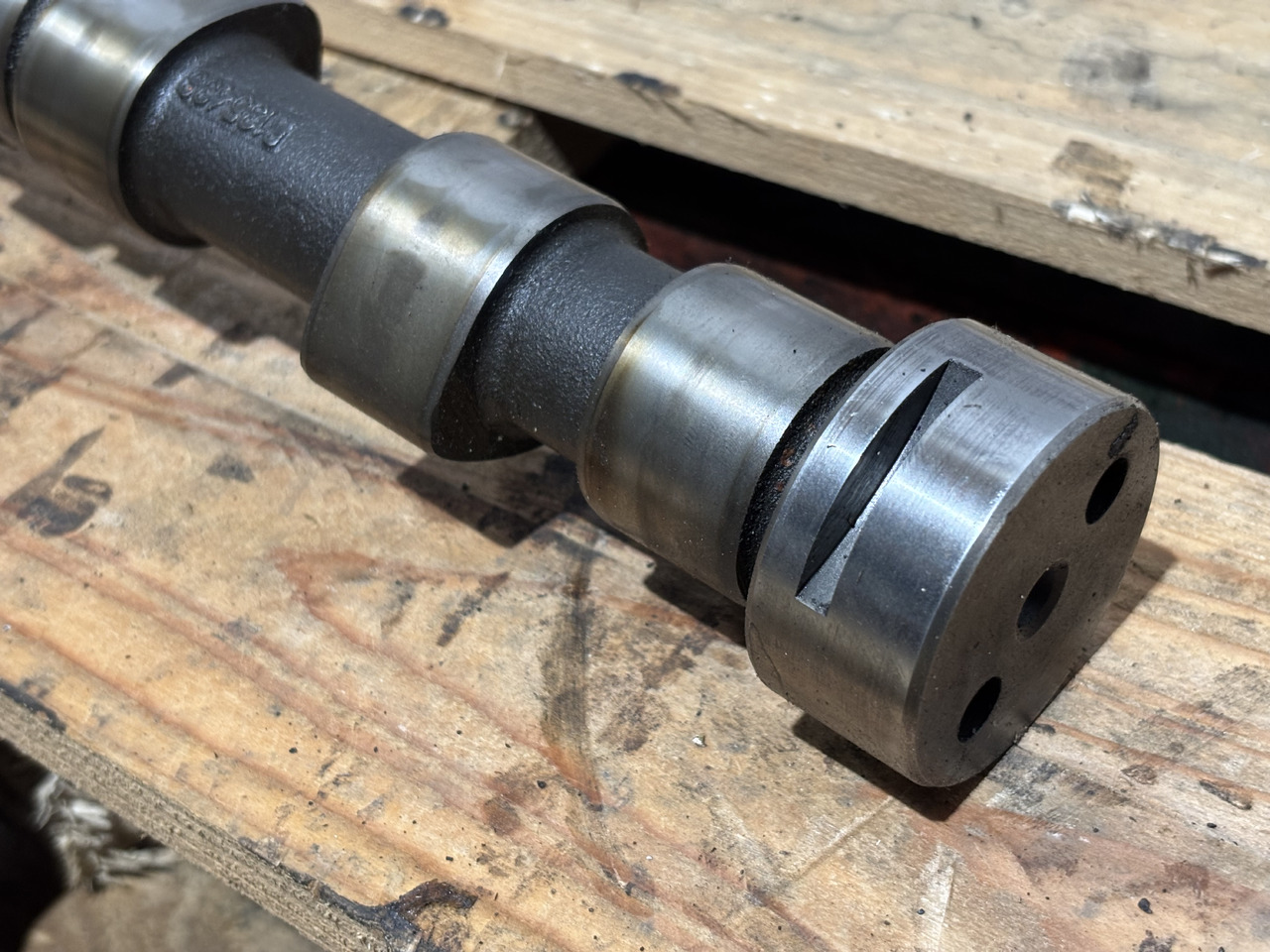 John Deere RE56375 R135439 R133812 Wałek Rozrządu - Εκκεντροφόρος άξονας για Γεωργικά μηχανήματα: φωτογραφία 4 John Deere RE56375 R135439 R133812 Wałek Rozrządu - Εκκεντροφόρος άξονας για Γεωργικά μηχανήματα: φωτογραφία 4