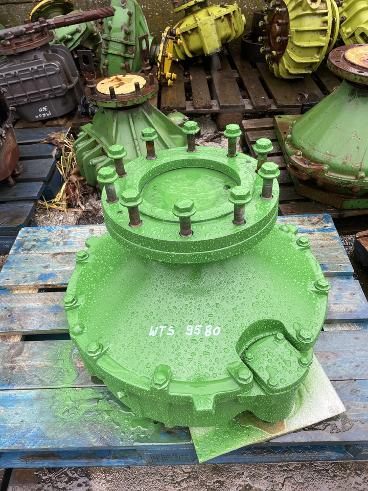John Deere WTS STS 9580 9560 - zwolnica obudowa oś DE31393 DE31394 - Μοτέρ πορείας για Γεωργικά μηχανήματα: φωτογραφία 1 John Deere WTS STS 9580 9560 - zwolnica obudowa oś DE31393 DE31394 - Μοτέρ πορείας για Γεωργικά μηχανήματα: φωτογραφία 1