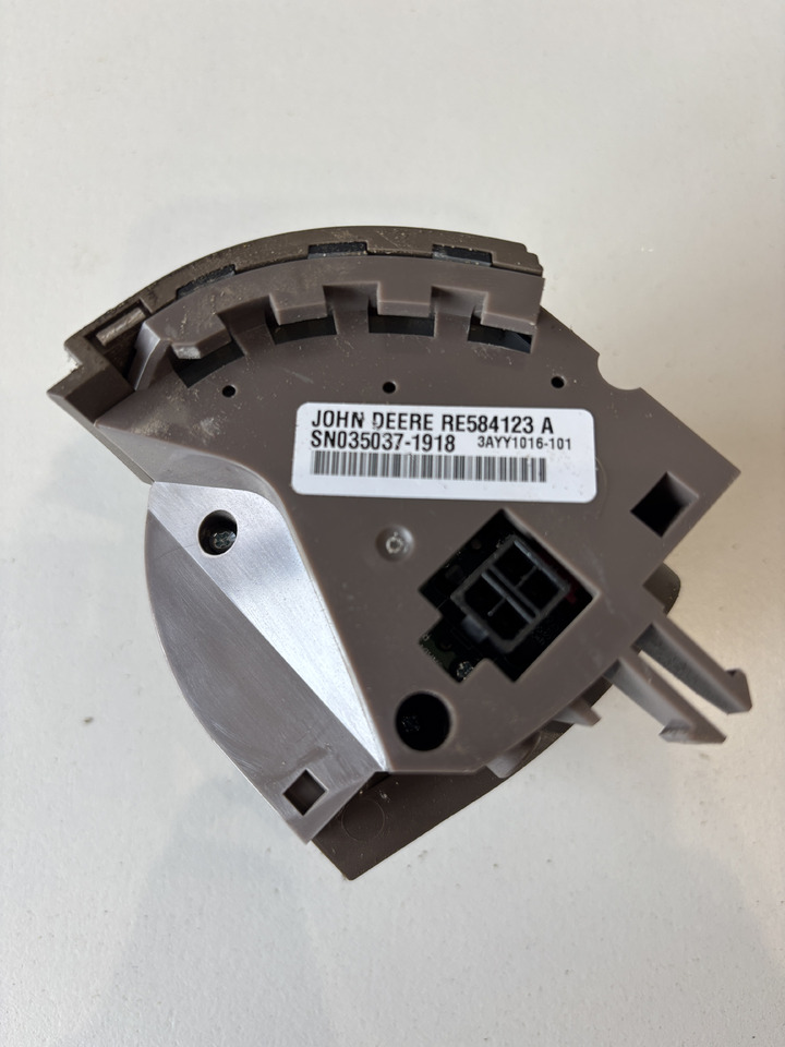 John Deere seria 6000 7000 8000 R - pokrętło sterowanie zaczepem tylnym RE584123 - Καμπίνα και εσωτερικό για Γεωργικά μηχανήματα: φωτογραφία 1 John Deere seria 6000 7000 8000 R - pokrętło sterowanie zaczepem tylnym RE584123 - Καμπίνα και εσωτερικό για Γεωργικά μηχανήματα: φωτογραφία 1