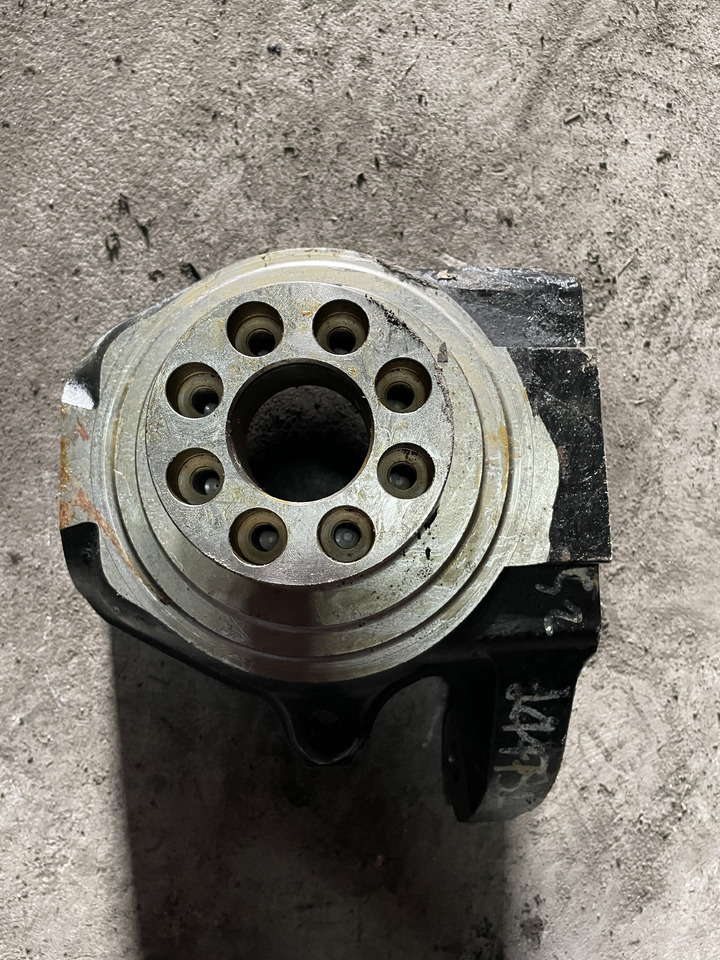 John Deere sieczkarnia 7200 7300 7400 7500 7700 7800 - zwrotnica ER145011 12863 - Ακραξόνιο για Γεωργικά μηχανήματα: φωτογραφία 2 John Deere sieczkarnia 7200 7300 7400 7500 7700 7800 - zwrotnica ER145011 12863 - Ακραξόνιο για Γεωργικά μηχανήματα: φωτογραφία 2