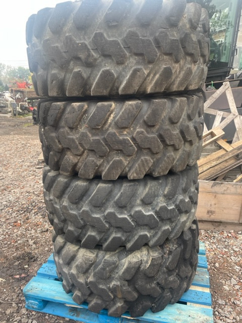 Koła opony firestone 405/70 r18 Cat 906 - Πλήρης τροχός για Ελαστιχοφόρος φορτωτής: φωτογραφία 4 Koła opony firestone 405/70 r18 Cat 906 - Πλήρης τροχός για Ελαστιχοφόρος φορτωτής: φωτογραφία 4