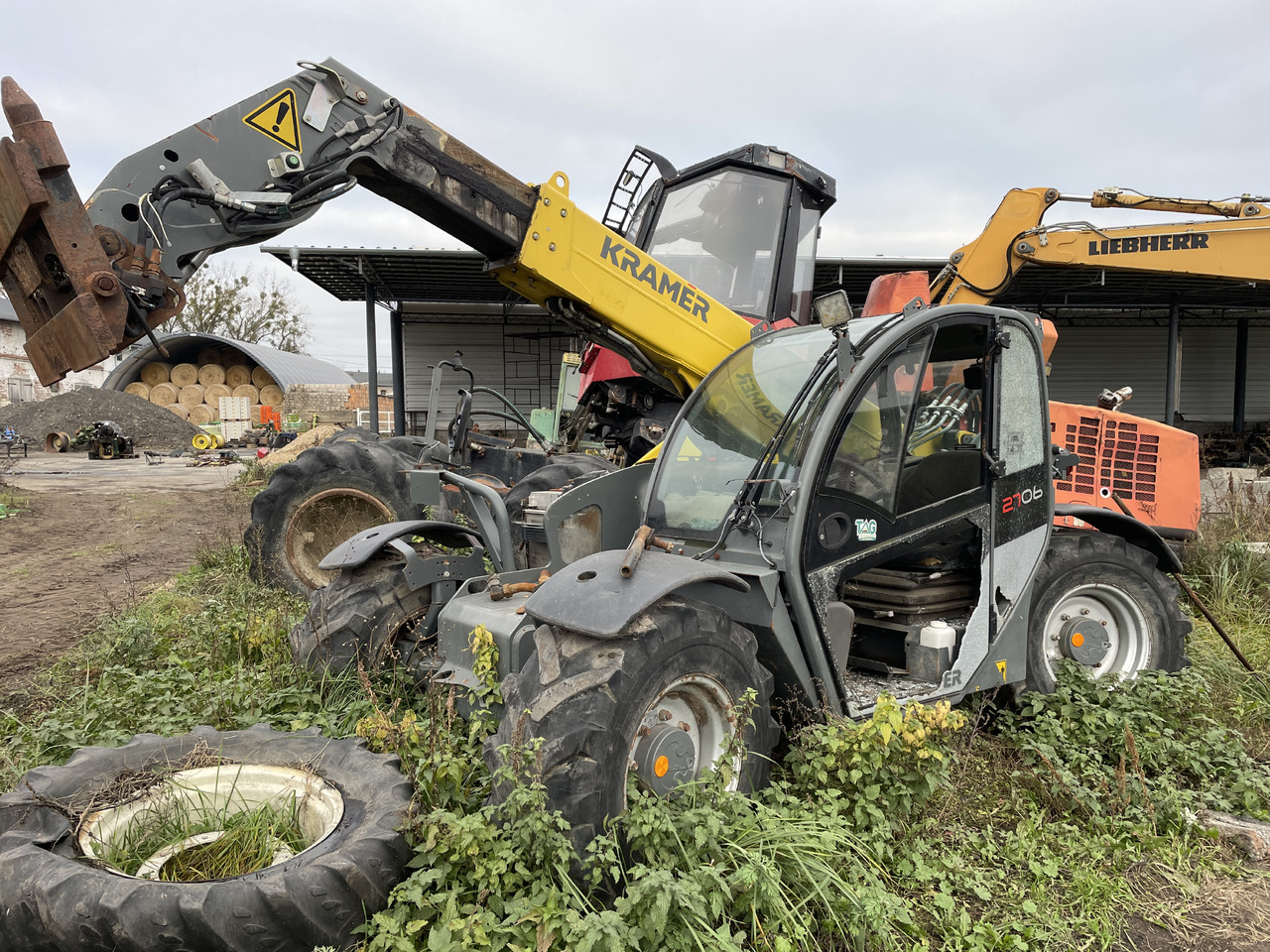 Kramer 2706 ładowarka części - kierownica plastiki manetka wyświetlacz - Ανταλλακτικό για Τηλεσκοπικός φορτωτής: φωτογραφία 2 Kramer 2706 ładowarka części - kierownica plastiki manetka wyświetlacz - Ανταλλακτικό για Τηλεσκοπικός φορτωτής: φωτογραφία 2