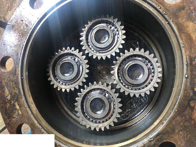 Kramer 311 | Kramer 411 | Kramer 412 | Kramer 345-02 | Kramer 516 | Kramer 550 | Kramer 850 | Kramer 880 - Zwolnica - Zwrotnica - Półoś - Skrzynia - Silnik - Siłowniki - Ανταλλακτικό για Ελαστιχοφόρος φορτωτής: φωτογραφία 2 Kramer 311 | Kramer 411 | Kramer 412 | Kramer 345-02 | Kramer 516 | Kramer 550 | Kramer 850 | Kramer 880 - Zwolnica - Zwrotnica - Półoś - Skrzynia - Silnik - Siłowniki - Ανταλλακτικό για Ελαστιχοφόρος φορτωτής: φωτογραφία 2