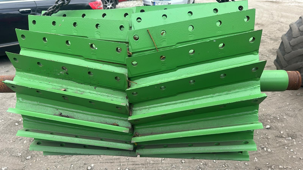 Krone Big-X Big X - bęben nożowy 40 noży - Ανταλλακτικό για Ενσιρωτική μηχανή: φωτογραφία 1 Krone Big-X Big X - bęben nożowy 40 noży - Ανταλλακτικό για Ενσιρωτική μηχανή: φωτογραφία 1