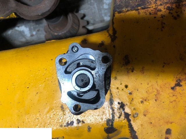 Kubota d722 - Pompa Oleju - Αντλίας λαδιού για Γεωργικά μηχανήματα: φωτογραφία 2 Kubota d722 - Pompa Oleju - Αντλίας λαδιού για Γεωργικά μηχανήματα: φωτογραφία 2