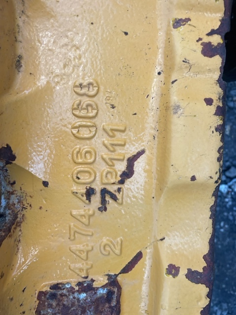 Liebherr L554 - Obudowa Mostu Przedniego ZF - Αξονας και ανταλλακτικά για Γεωργικά μηχανήματα: φωτογραφία 2 Liebherr L554 - Obudowa Mostu Przedniego ZF - Αξονας και ανταλλακτικά για Γεωργικά μηχανήματα: φωτογραφία 2