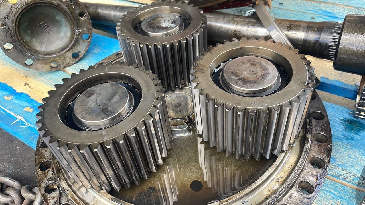 Liebherr L564 L574 zwolnica Piasta obudowa mostu AP-417/LK - Αξονας και ανταλλακτικά για Γεωργικά μηχανήματα: φωτογραφία 1 Liebherr L564 L574 zwolnica Piasta obudowa mostu AP-417/LK - Αξονας και ανταλλακτικά για Γεωργικά μηχανήματα: φωτογραφία 1