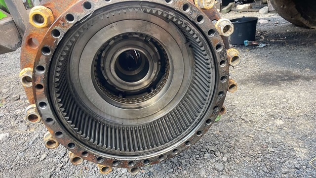 Liebherr L564 L574 zwolnica Piasta obudowa mostu AP-417/LK - Αξονας και ανταλλακτικά για Γεωργικά μηχανήματα: φωτογραφία 4 Liebherr L564 L574 zwolnica Piasta obudowa mostu AP-417/LK - Αξονας και ανταλλακτικά για Γεωργικά μηχανήματα: φωτογραφία 4