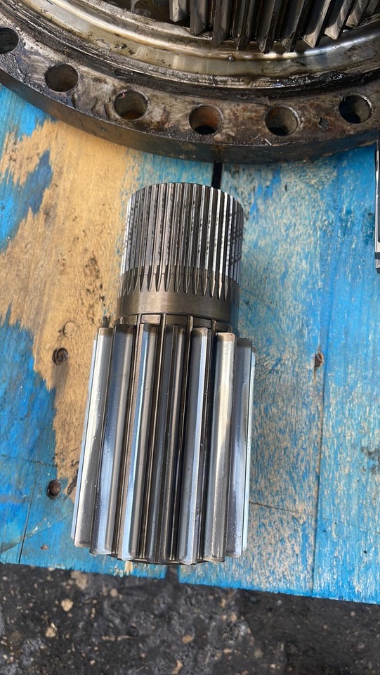 Liebherr L564 L574 zwolnica Piasta obudowa mostu AP-417/LK - Αξονας και ανταλλακτικά για Γεωργικά μηχανήματα: φωτογραφία 2 Liebherr L564 L574 zwolnica Piasta obudowa mostu AP-417/LK - Αξονας και ανταλλακτικά για Γεωργικά μηχανήματα: φωτογραφία 2