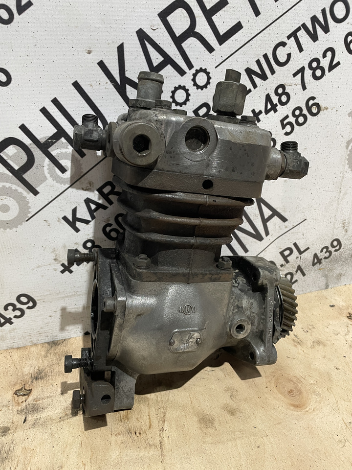 MAN Fendt - kompresor powietrza spręźarka Knorr LK3826 F926880010010 51.54101-9231 - Κομπρεσέρ για Γεωργικά μηχανήματα: φωτογραφία 1 MAN Fendt - kompresor powietrza spręźarka Knorr LK3826 F926880010010 51.54101-9231 - Κομπρεσέρ για Γεωργικά μηχανήματα: φωτογραφία 1