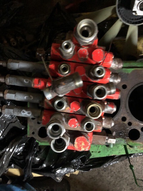 Manitou 626 | 628 - Rozdzielacz Hydrauliczny - Υδραυλική βαλβίδα για Γεωργικά μηχανήματα: φωτογραφία 2 Manitou 626 | 628 - Rozdzielacz Hydrauliczny - Υδραυλική βαλβίδα για Γεωργικά μηχανήματα: φωτογραφία 2